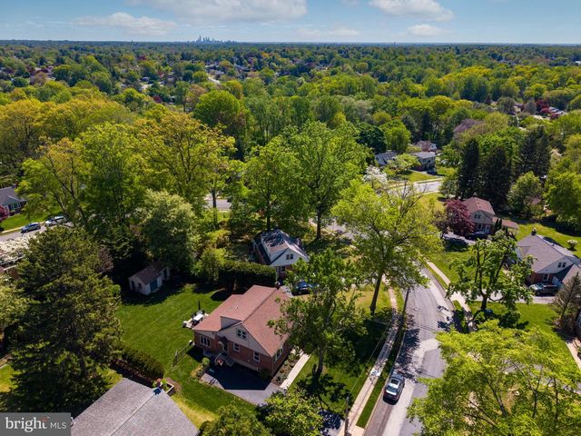 2887 PENNVIEW AVE, Broomall, PA 19008