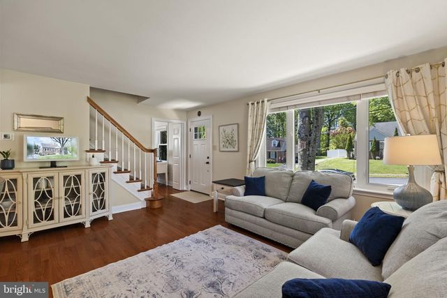 2887 PENNVIEW AVE, Broomall, PA 19008