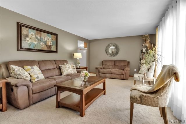 3965 California Road, Orchard Park, NY 14127