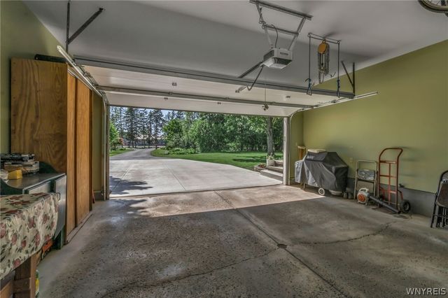 3965 California Road, Orchard Park, NY 14127