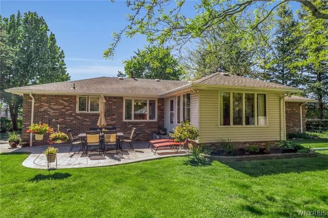3965 California Road, Orchard Park, NY 14127