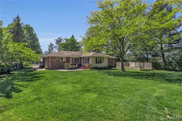 3965 California Road, Orchard Park, NY 14127