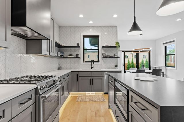 4052 Alabama Avenue S, Saint Louis Park, MN 55416