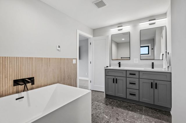 4052 Alabama Avenue S, Saint Louis Park, MN 55416