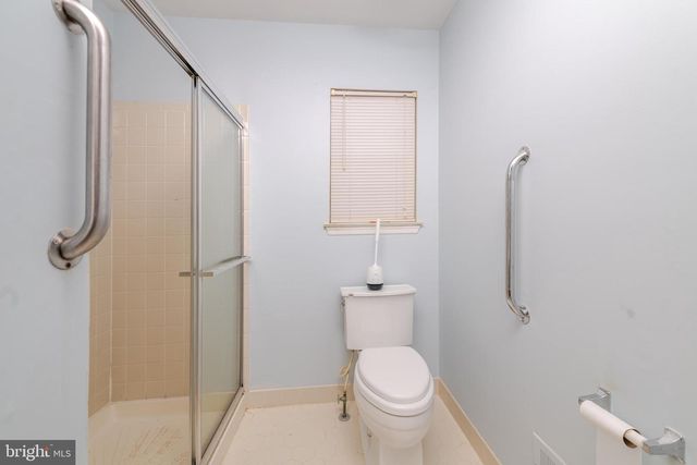 519 PETUNIA LA N, Whiting, NJ 08759