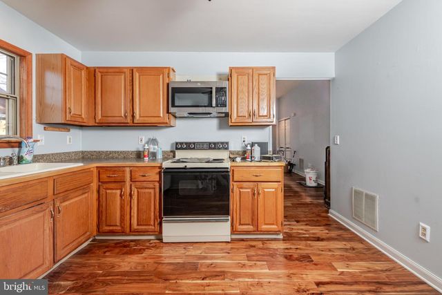 519 PETUNIA LA N, Whiting, NJ 08759