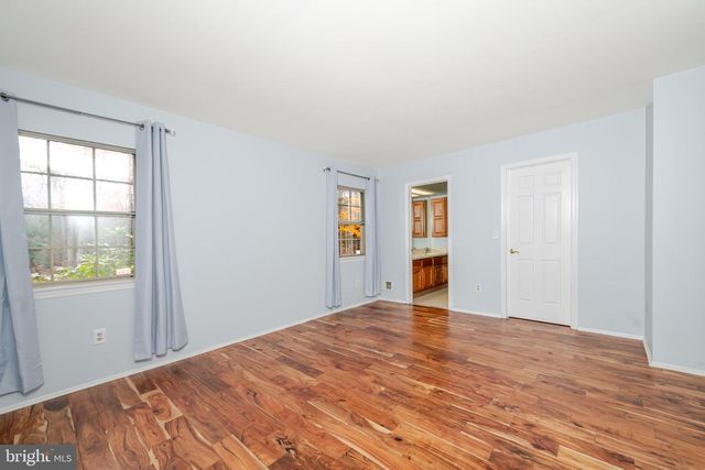 519 PETUNIA LA N, Whiting, NJ 08759