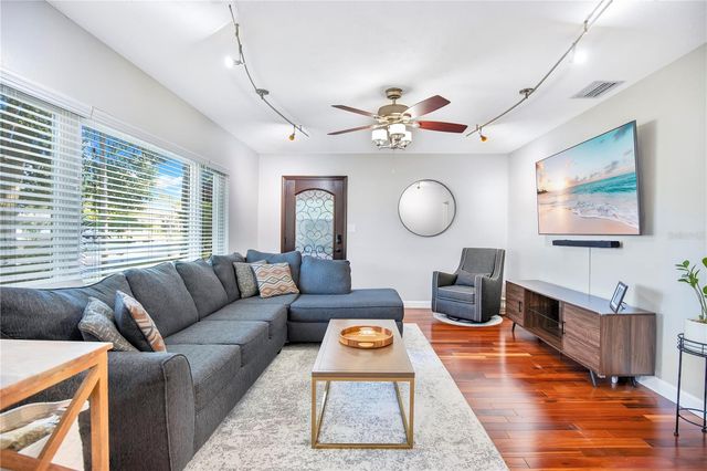 1614 CURRY FORD ROAD, Orlando, FL 32806