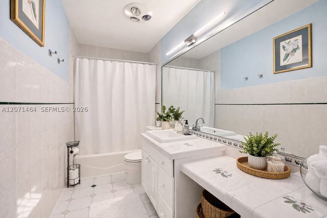 5775 SW 57th Ter, Miami, FL 33143