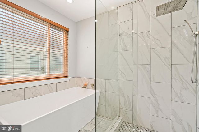 2749 ARIZONA AVE NW, Washington, DC 20016