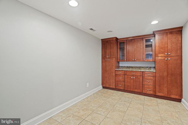 2749 ARIZONA AVE NW, Washington, DC 20016