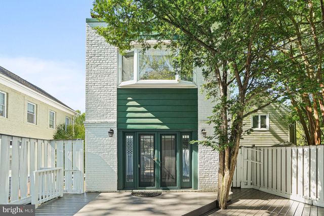 2749 ARIZONA AVE NW, Washington, DC 20016