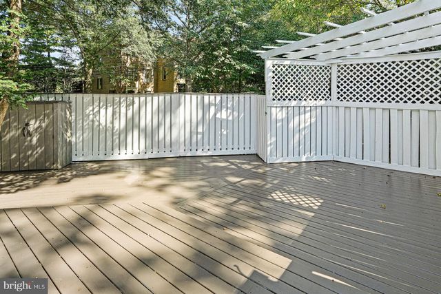2749 ARIZONA AVE NW, Washington, DC 20016