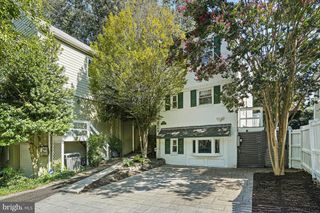 2749 ARIZONA AVE NW, Washington, DC 20016