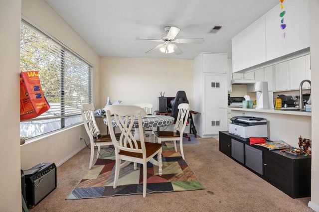 201 Diamond Way 222, Vista, CA 92083
