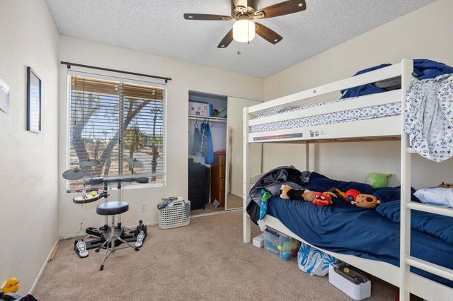 201 Diamond Way 222, Vista, CA 92083