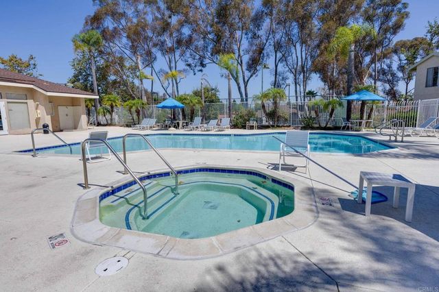 201 Diamond Way 222, Vista, CA 92083