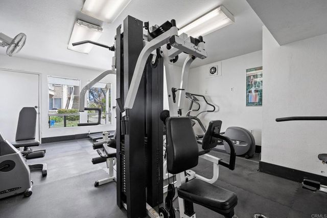 201 Diamond Way 222, Vista, CA 92083