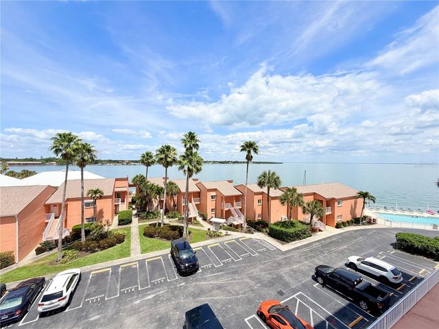 7430 SUNSHINE SKYWAY LANE S 501, St Petersburg, FL 33711