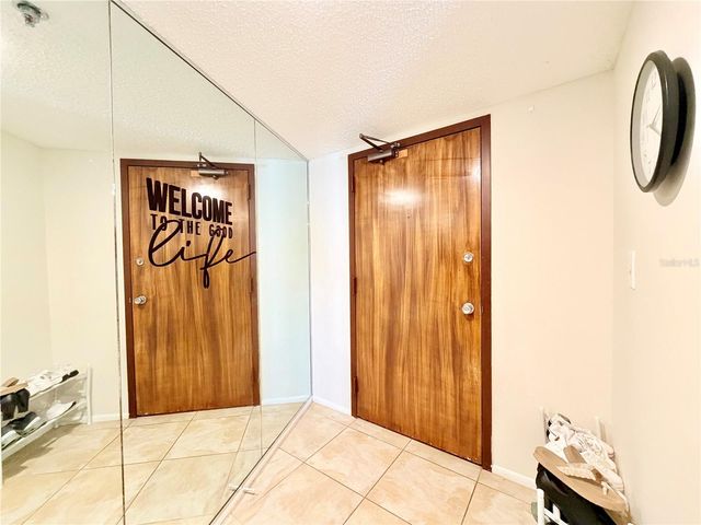 7430 SUNSHINE SKYWAY LANE S 501, St Petersburg, FL 33711