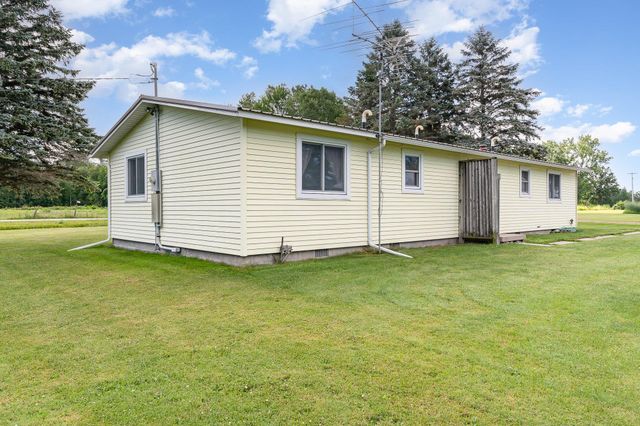 5133 N 8 Mile Road, Pinconning, MI 48650