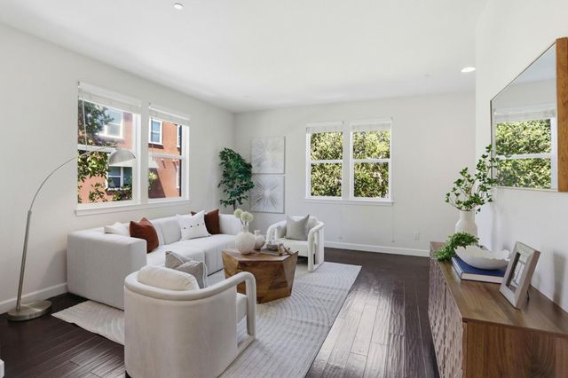 596 San Posadas Terrace 23, Sunnyvale, CA 94085