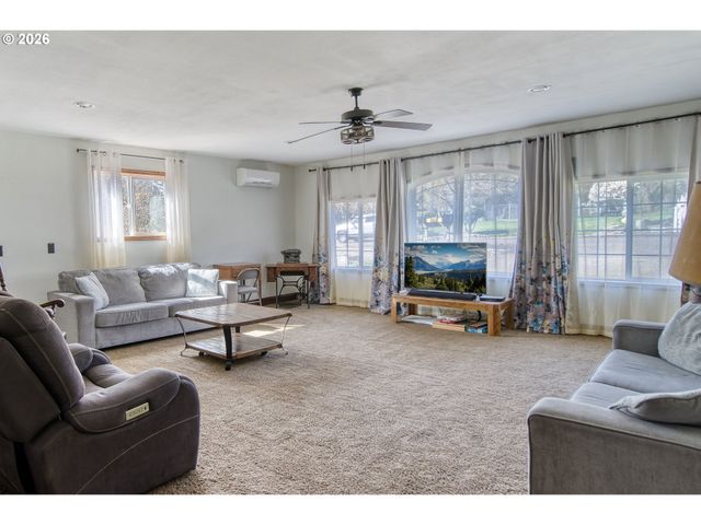 52320 Sw TAYLOR St, Scappoose, OR 97056