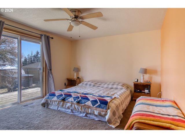 52320 Sw TAYLOR St, Scappoose, OR 97056