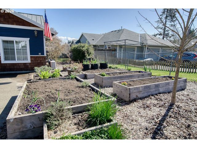 52320 Sw TAYLOR St, Scappoose, OR 97056