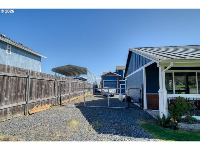 52320 Sw TAYLOR St, Scappoose, OR 97056