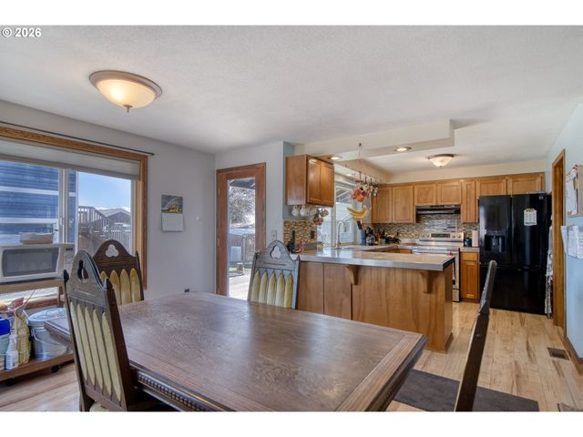 52320 Sw TAYLOR St, Scappoose, OR 97056