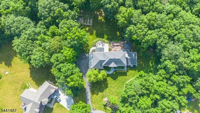 6 White Tail Ct, Hardyston Twp., NJ 07460
