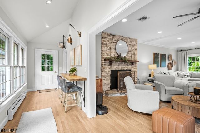 6 White Tail Ct, Hardyston Twp., NJ 07460