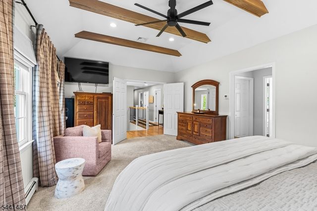 6 White Tail Ct, Hardyston Twp., NJ 07460