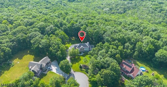6 White Tail Ct, Hardyston Twp., NJ 07460