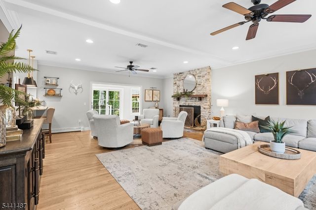 6 White Tail Ct, Hardyston Twp., NJ 07460