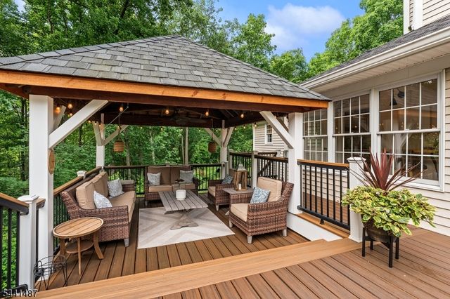 6 White Tail Ct, Hardyston Twp., NJ 07460
