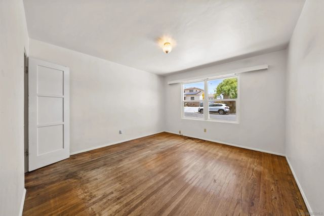 4470 Olive Ave, La Mesa, CA 91942