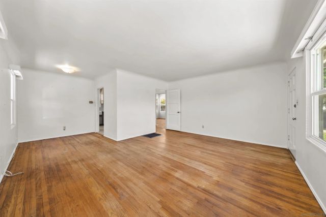 4470 Olive Ave, La Mesa, CA 91942