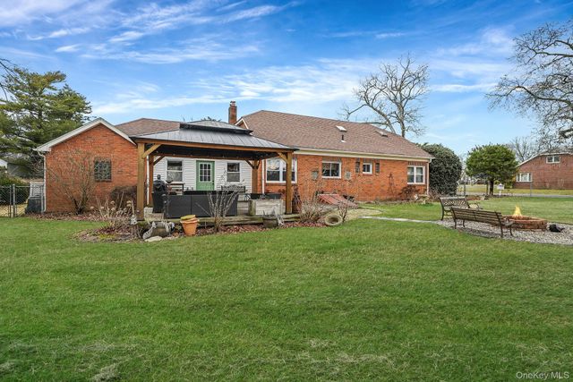 64 John Street, Patchogue, NY 11772