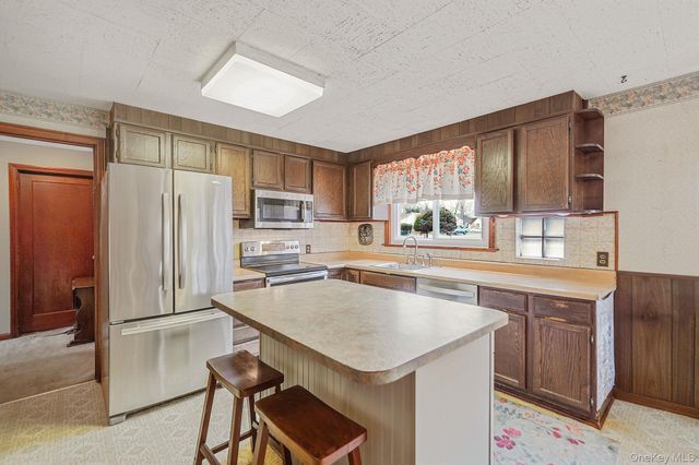 64 John Street, Patchogue, NY 11772