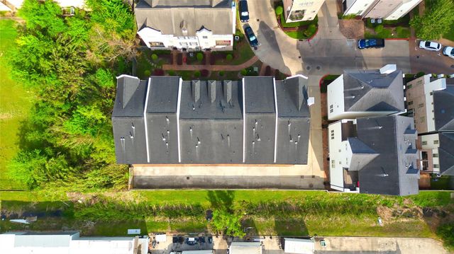 2029 Fannin N, Houston, TX 77045