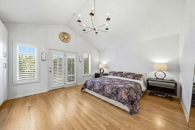 344 W Scott Street, Chicago, IL 60610