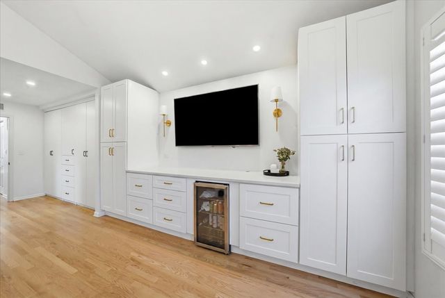 344 W Scott Street, Chicago, IL 60610