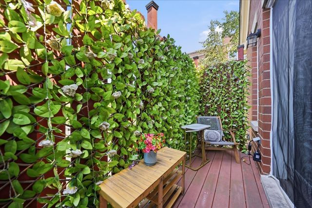 344 W Scott Street, Chicago, IL 60610