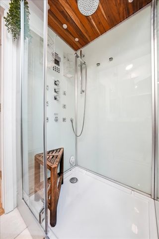 344 W Scott Street, Chicago, IL 60610