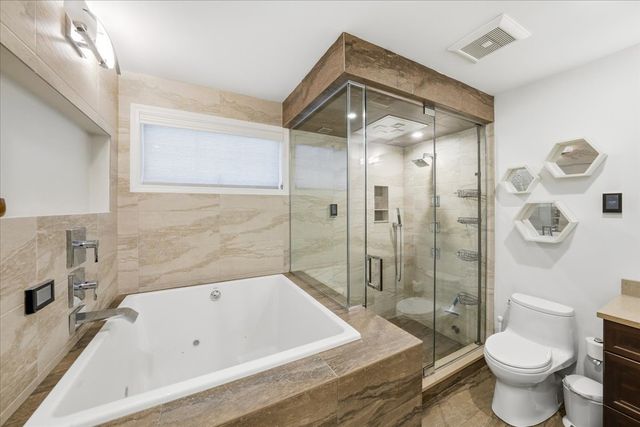 344 W Scott Street, Chicago, IL 60610