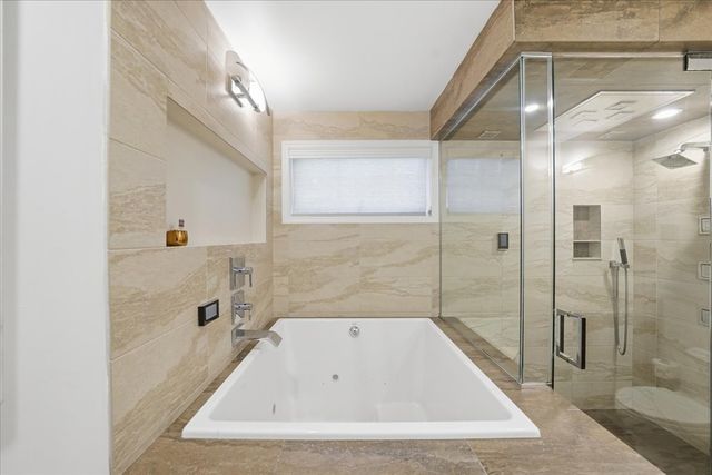 344 W Scott Street, Chicago, IL 60610