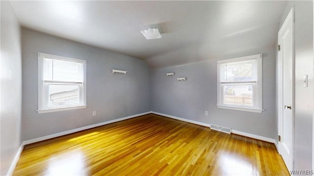 130 Kettering Drive, Tonawanda, NY 14223