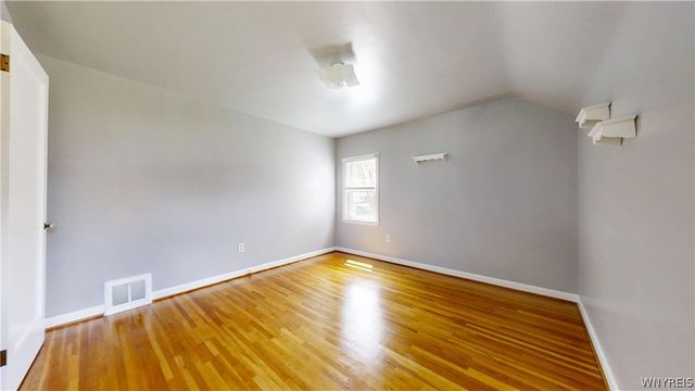 130 Kettering Drive, Tonawanda, NY 14223